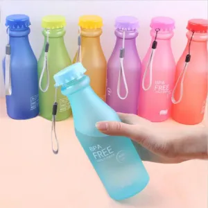 Hot Sale 550ML Candy Colord Portable Plastic My Water Bottle Tour Sport Lemon Juice Cup Drinkware High Quality BPA Free